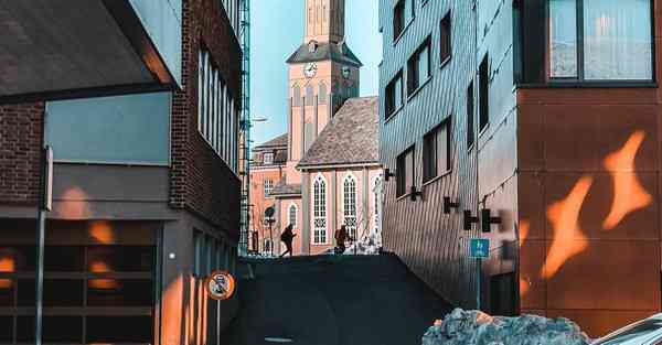 和布谷查不多的加速器